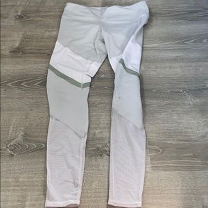 Alo yoga pants